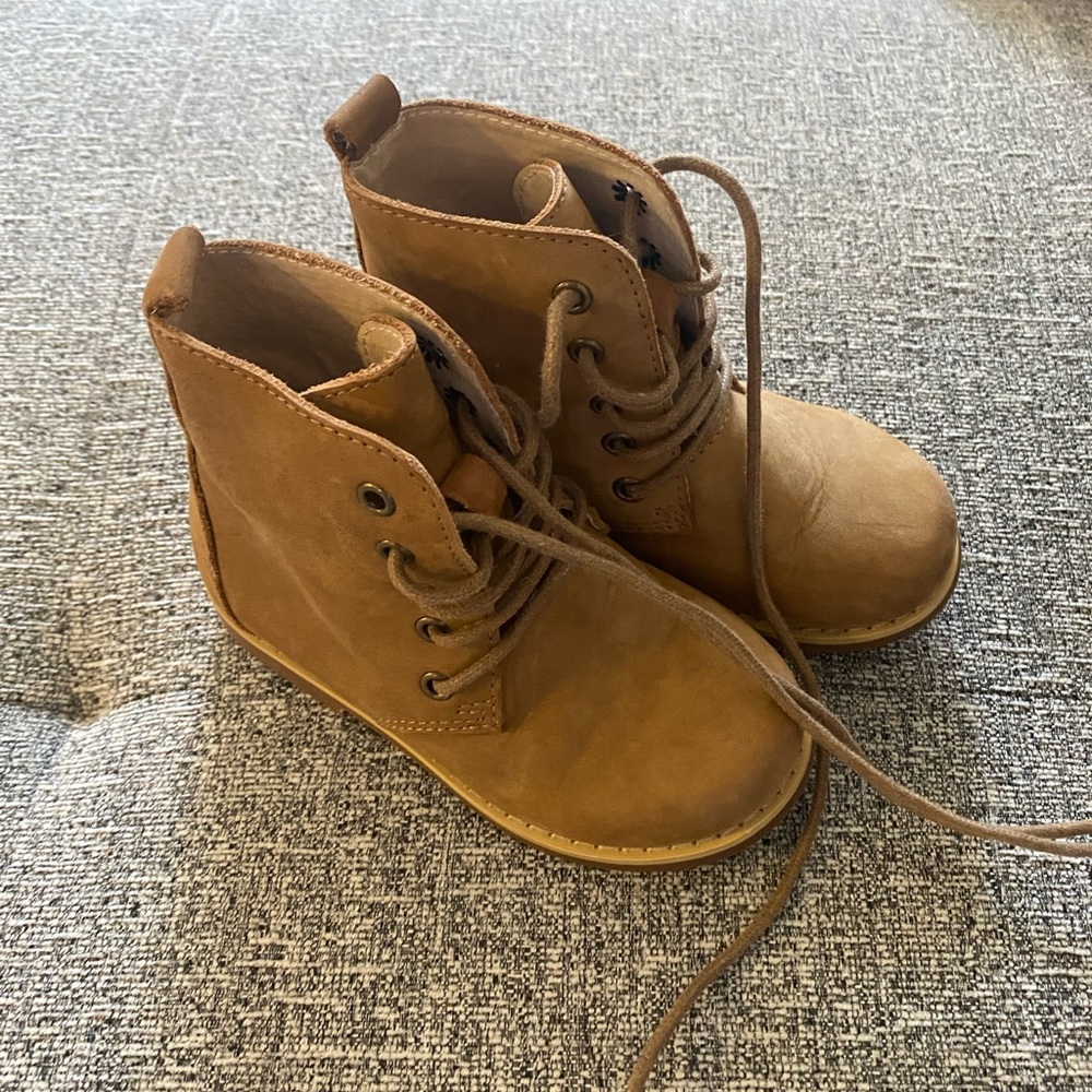 Size 10 boots run one size smaller.